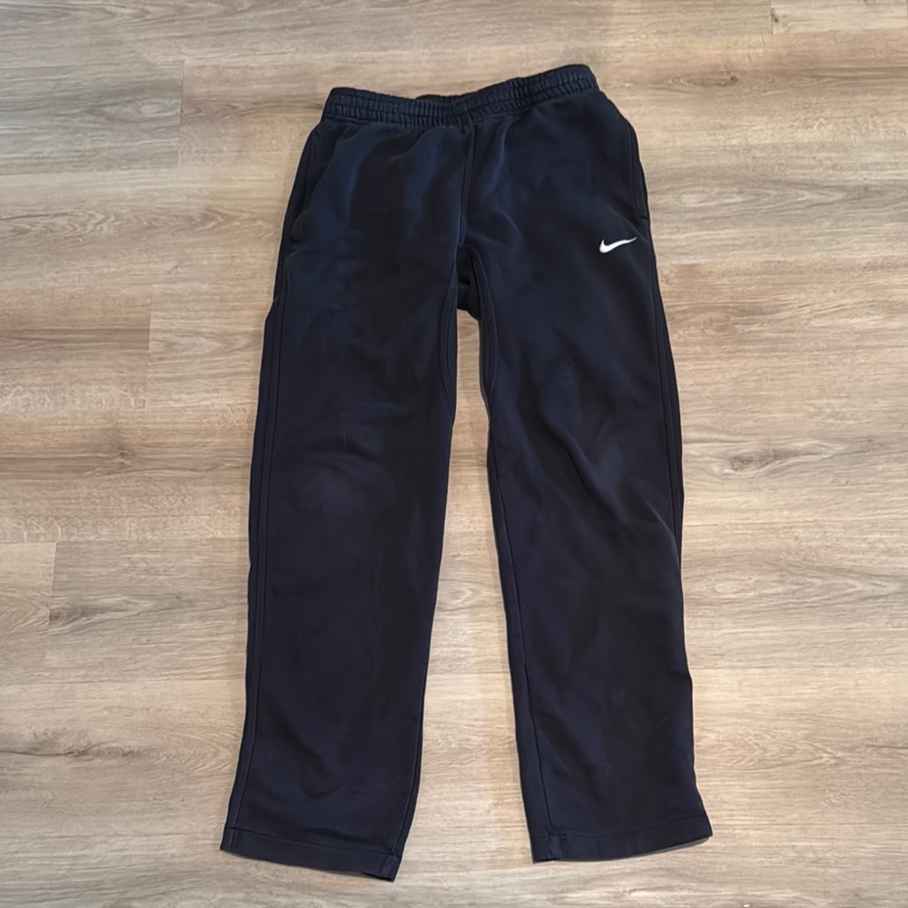 Nike Black Sweatpants for Casual Comfort